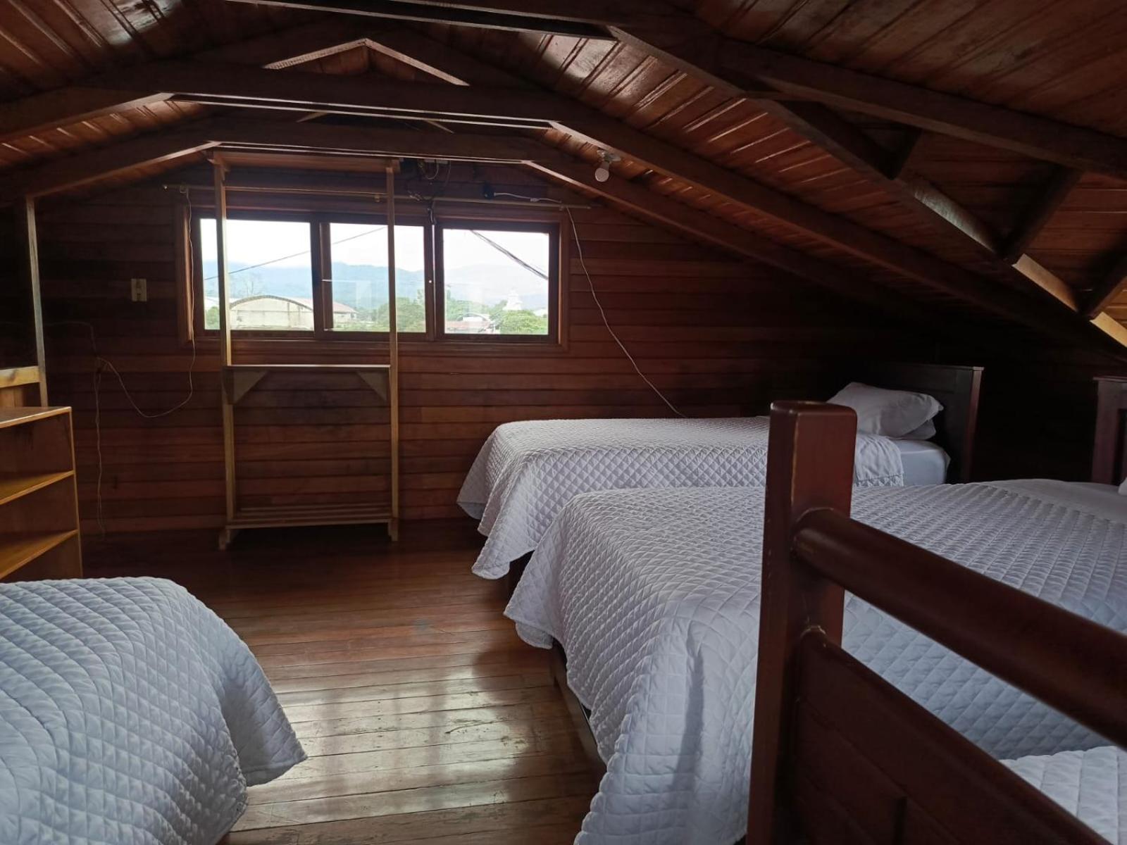 Готель Hosteria Cacique Wasi Пуйо Екстер'єр фото